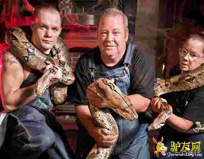 ���������L����