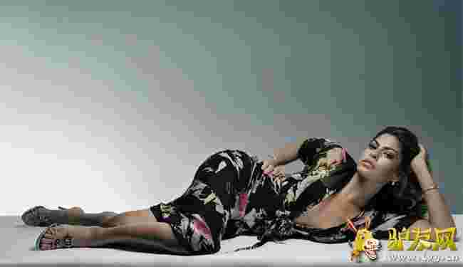 ���ޡ��T��˹