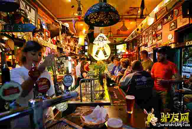 �������־ư�