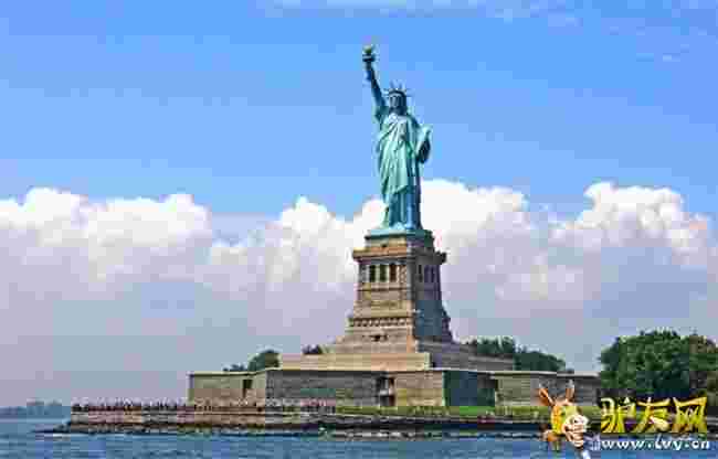 ����Ů����